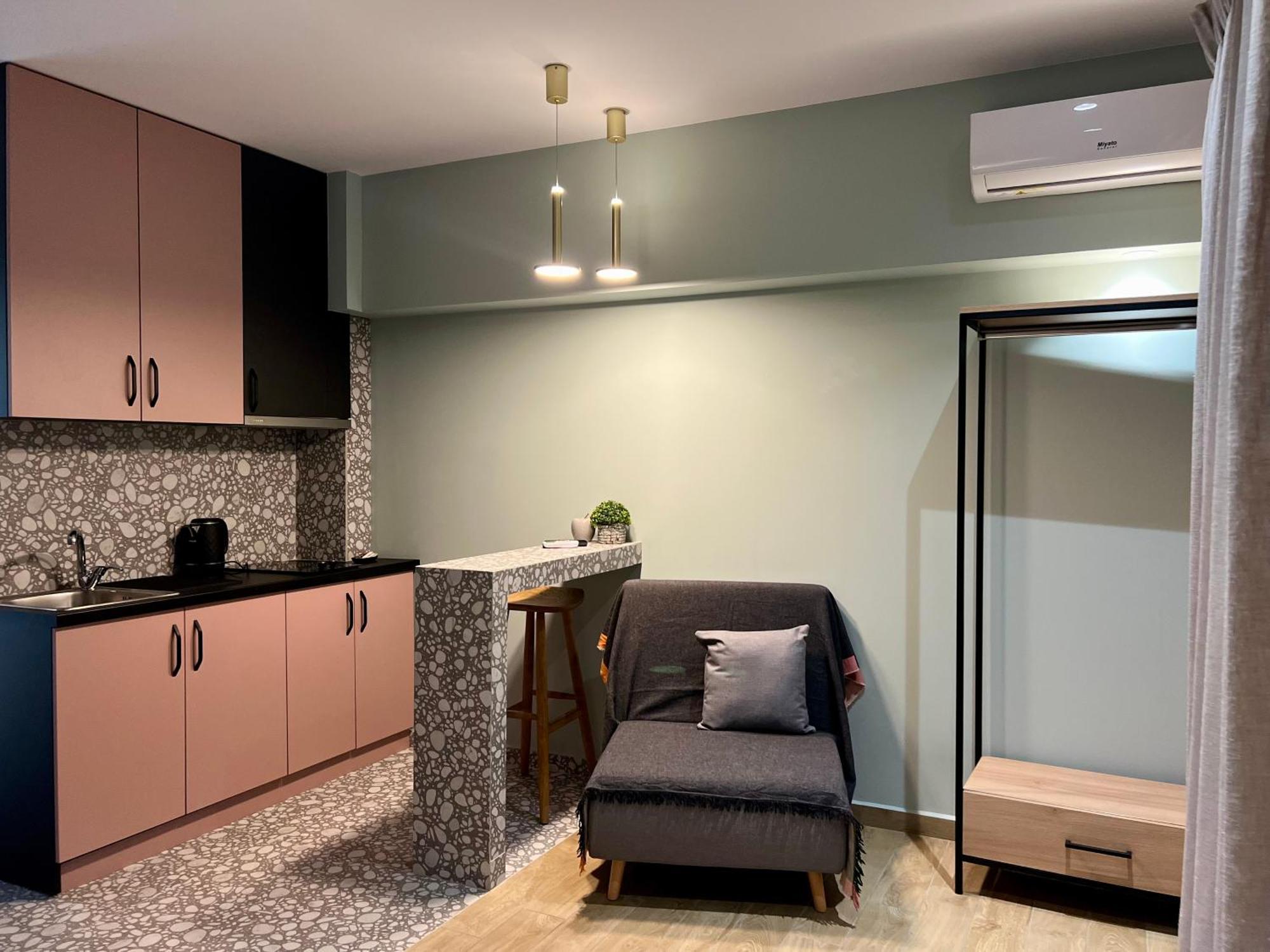 Apartment Elenasrooms *
